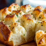 Crockpot Garlic Parmesan Pull-Apart Bread